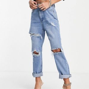 Worn once! ASOS Missguided Petite Wrath straight leg jean with rip detail